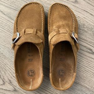 NWOT Birkenstock Buckley Clogs